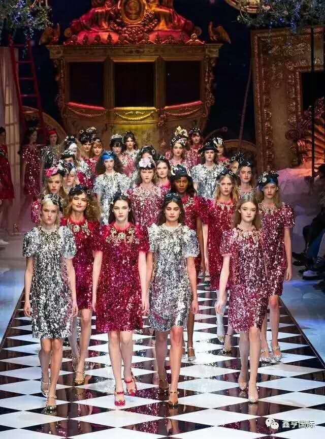 湖南鑫亨國際貿(mào)易有限公司,湖南輕奢商務(wù)男裝品牌,湖南時(shí)尚高端女裝,配飾皮具箱包 湖南鑫亨國際貿(mào)易有限公司,湖南輕奢商務(wù)男裝品牌,湖南時(shí)尚高端女裝,配飾皮具箱包